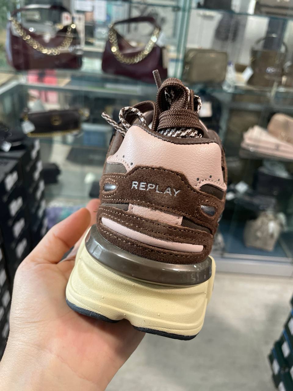 Фото Outlet