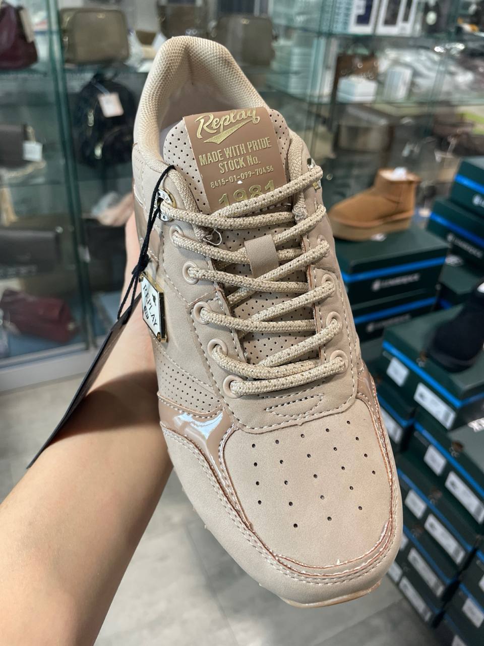 Фото Outlet