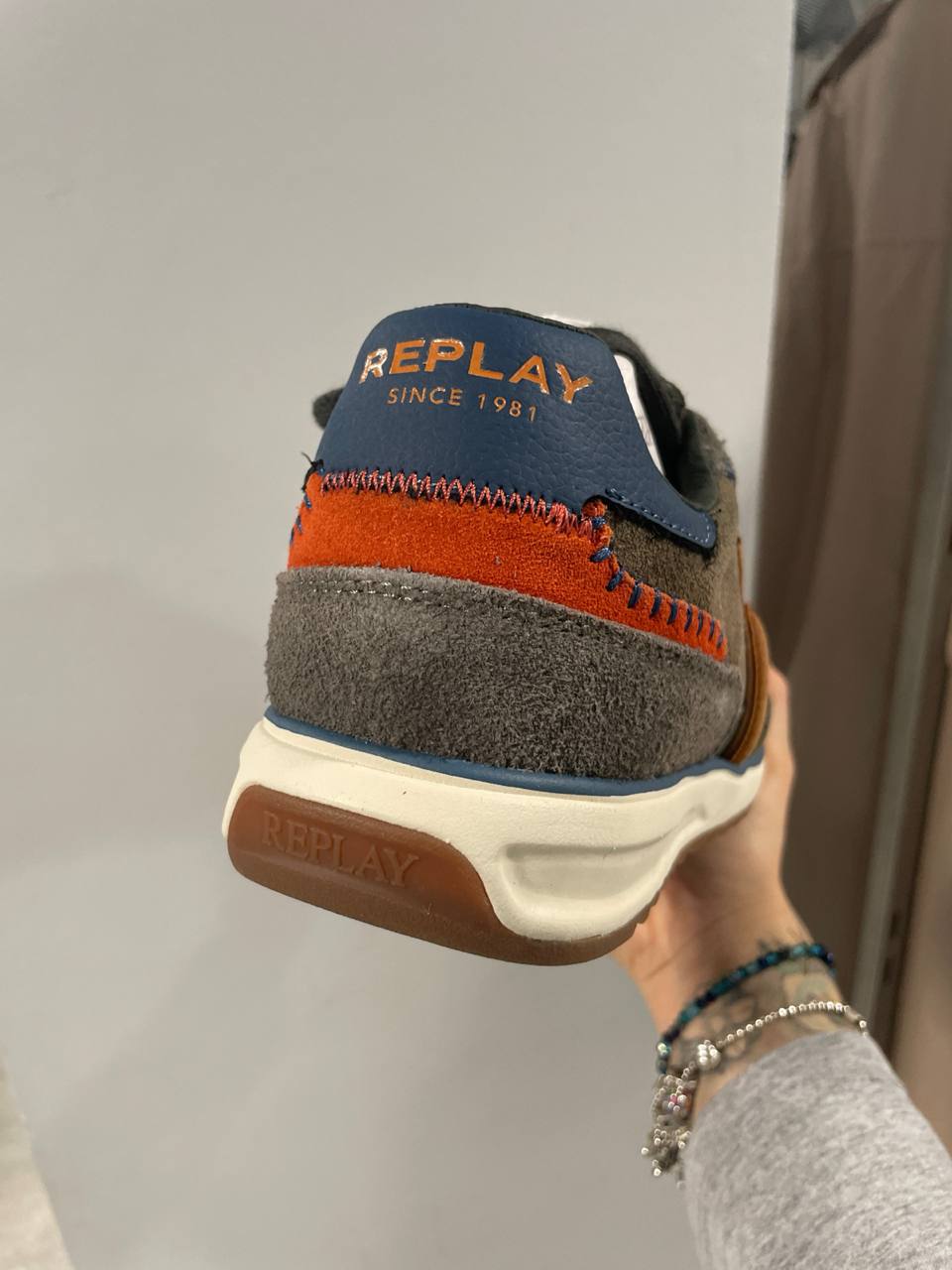 Фото Outlet